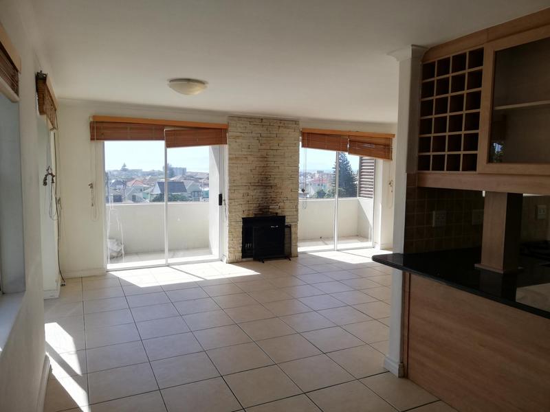 To Let 3 Bedroom Property for Rent in Muizenberg Western Cape